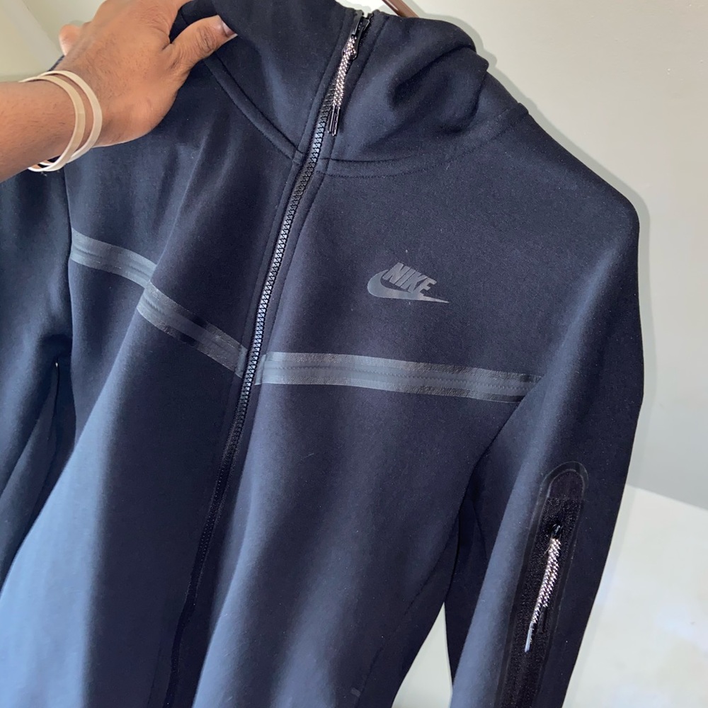 Men’s Nike tech fleece hoodie